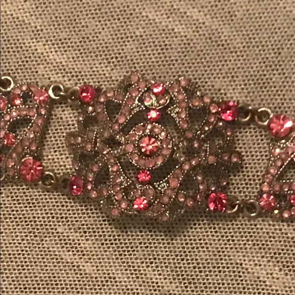 VCLM Pink Sparkle Bracelet - Picture 4 of 6